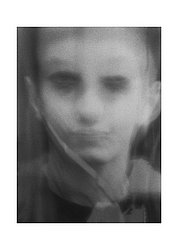 ritratto ragazzo occhi disassati.jpg